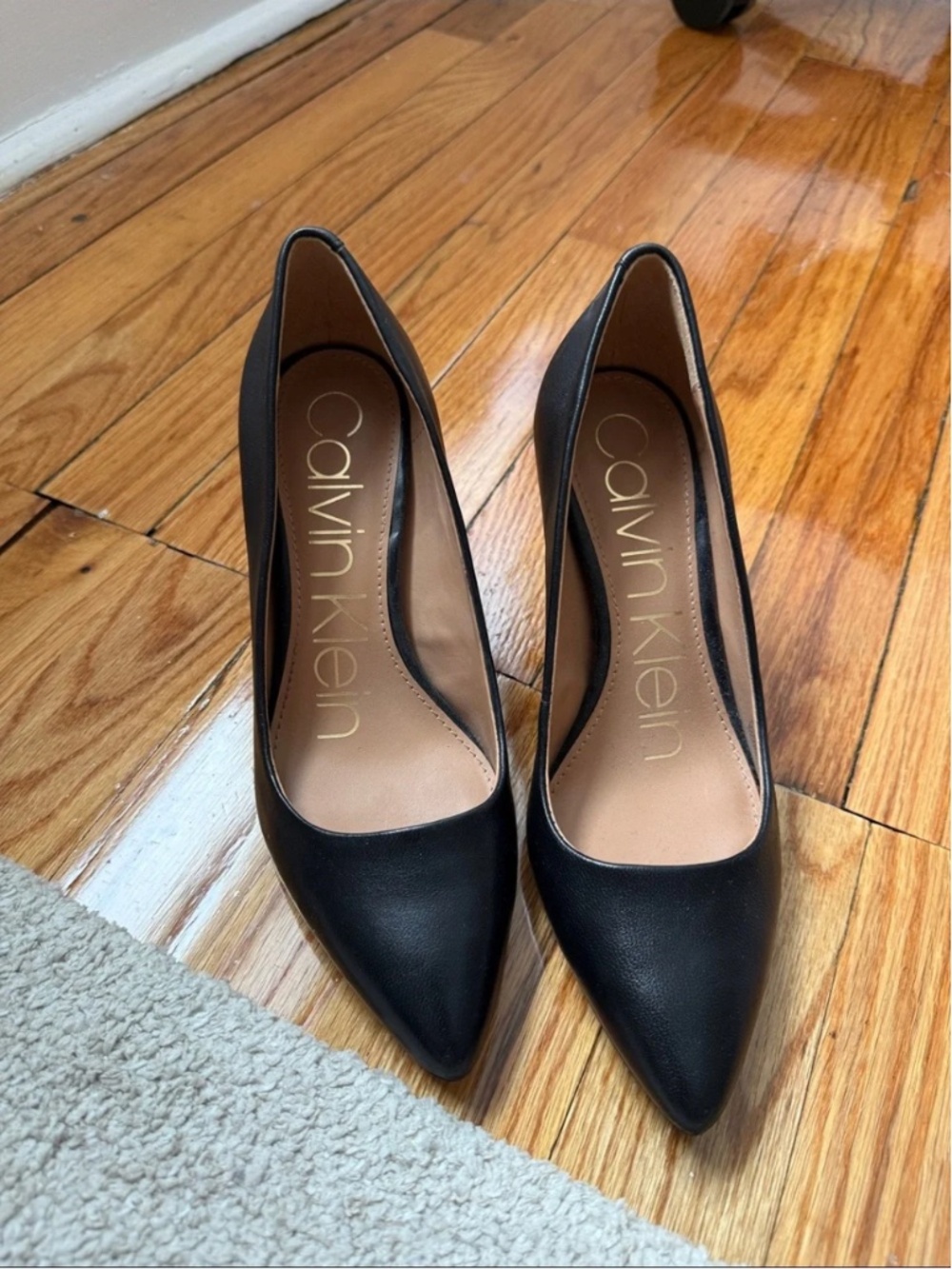 Calvin Klein Gayle Pump